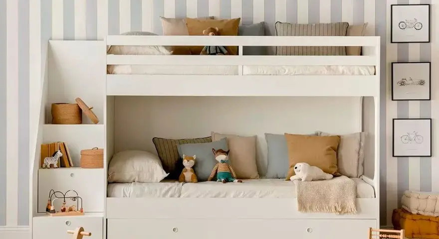 Dormitorios infantiles pequeños: ideas para maximizar espacio y magia