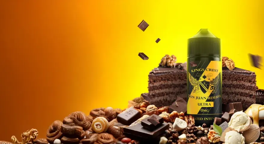 Bote de Kings Crest Don Juan Reserve rodeado de pastel de chocolate, nueces y helado.