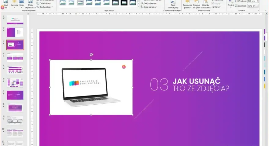 Prezentacja PowerPoint z pytaniem "Jak usunąć tło ze zdjęcia?". Widoczny laptop z logo "Tworzenie Prezentacji" oraz menu formatowania obrazu, pomocne przy tworzeniu bibliografii.