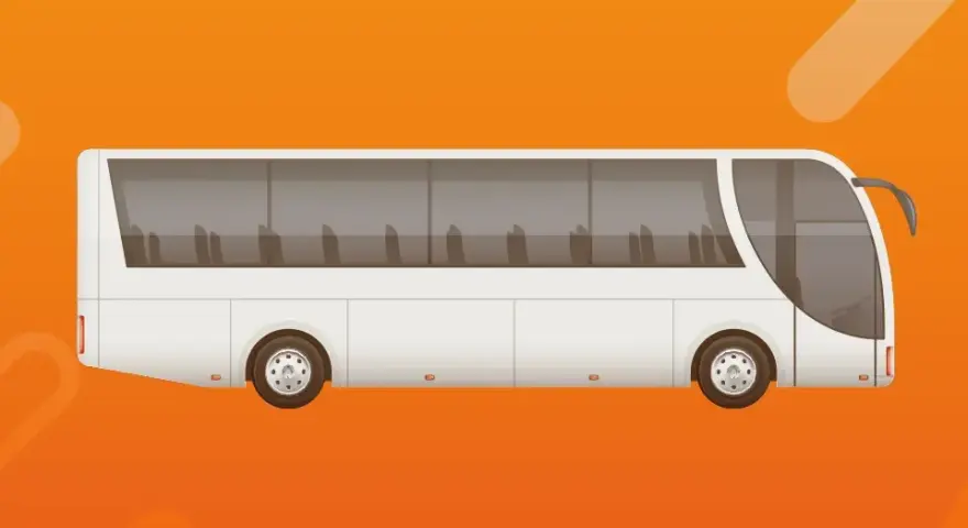 Ile miejsc ma autokar? Poznaj różnice w pojemności i typach pojazdów