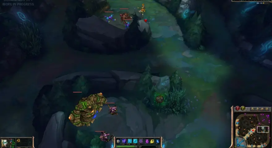 Widok z gry League of Legends na mapie Summoner's Rift, z potworami i graczami.