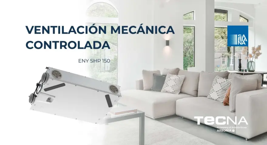 Sistema de ventilación forzada para un hogar moderno. El equipo ENY SHP 150 se integra discretamente en un salón confortable.
