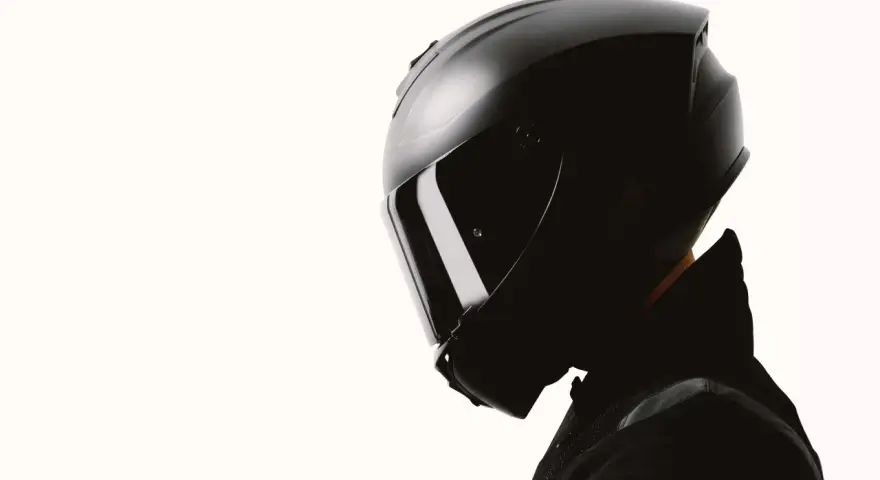 Kask motocyklowy: Co musisz wiedzieć przed zakupem?