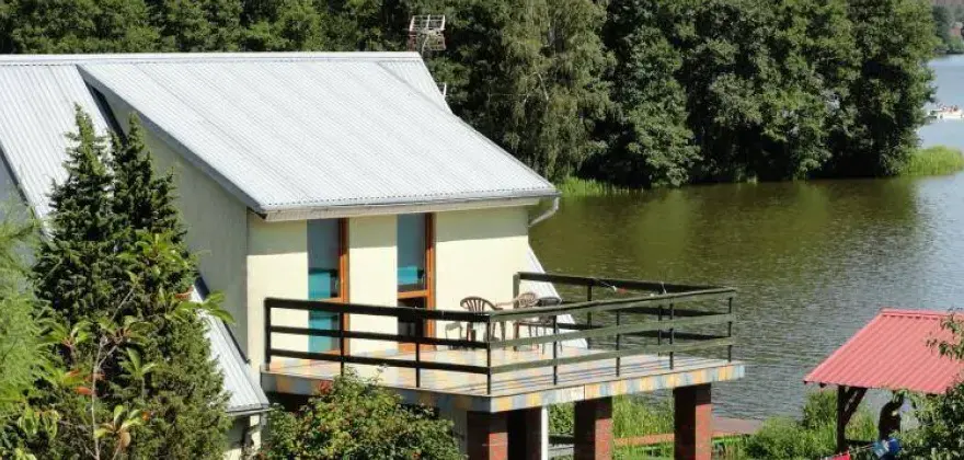 Domek nad jeziorem Kaszuby: Twój przepis na idealny urlop