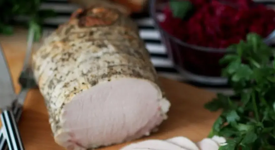 Jak zrobić szynkę ze schabu - prosty przepis na domową szynkę