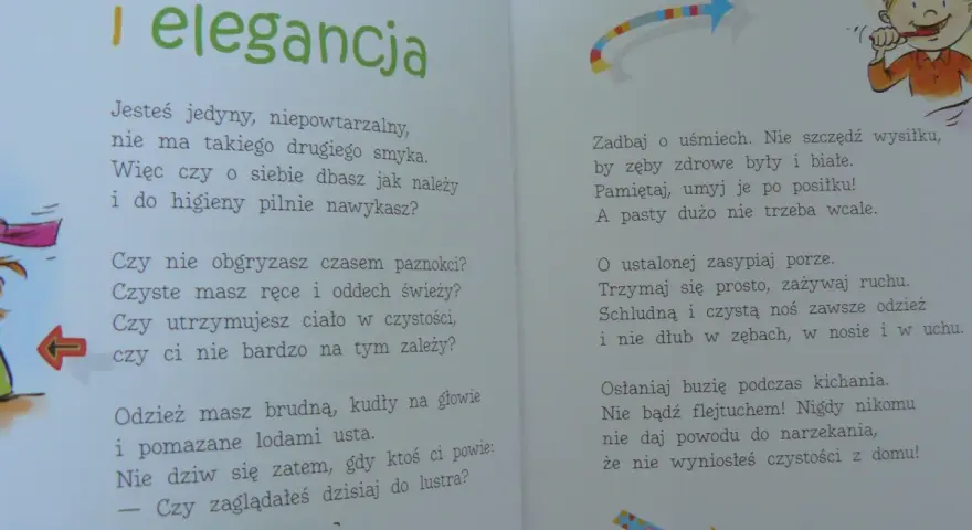 Savoir vivre dla dzieci: wierszyki o higienie, czystości i dobrych manierach. Uśmiechnięty chłopiec myje zęby.