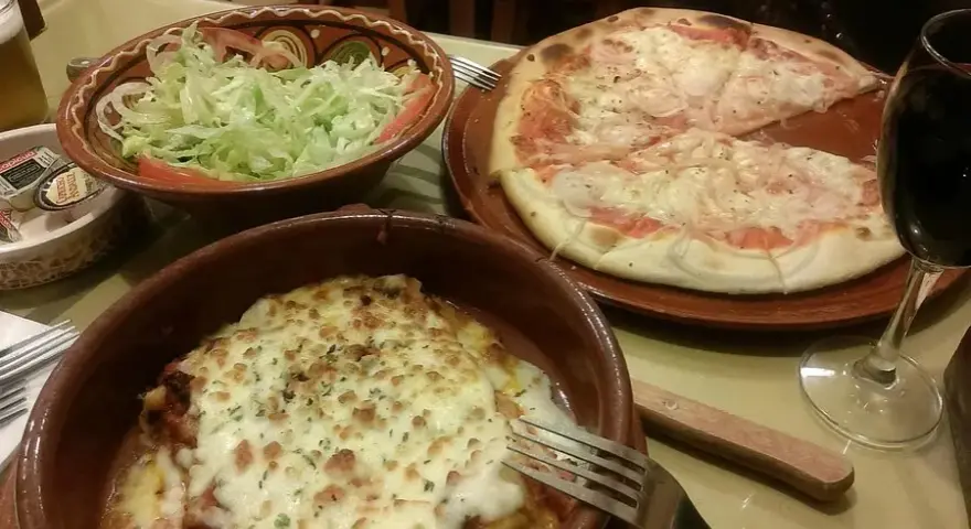 Pizzería La Tahona: ¿Dónde está la tuya? Guía y detalles