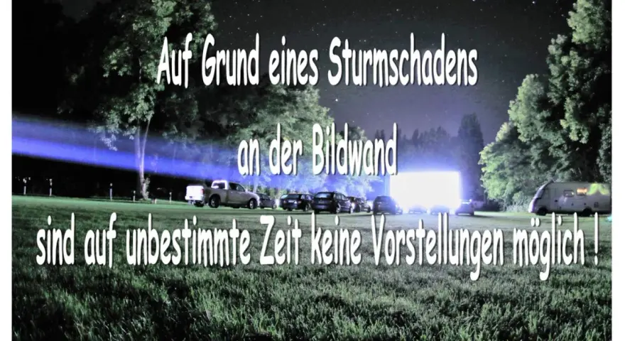 Autokino Koserow: Sturm beschädigte die Leinwand. Keine Vorstellungen möglich.