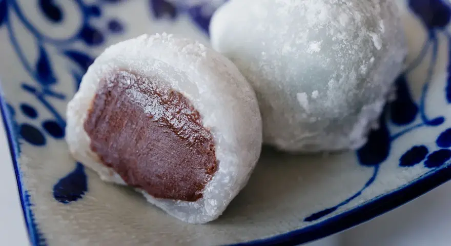 Jak zrobić lody mochi w domu – prosty przepis na pyszny deser