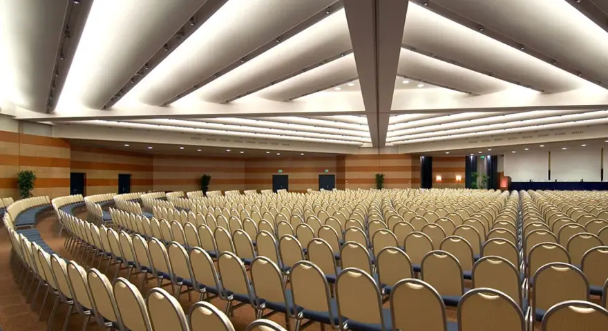 Hotel Ergife Roma: 4 Stelle tra Congressi, Relax e Vicinanza al Centro