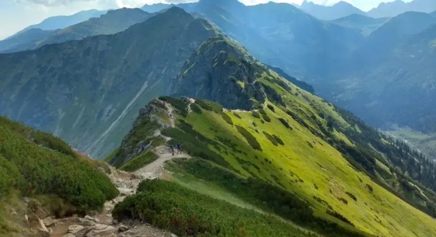 Ile km szlak na Giewont? Sprawdź długości tras i trudności