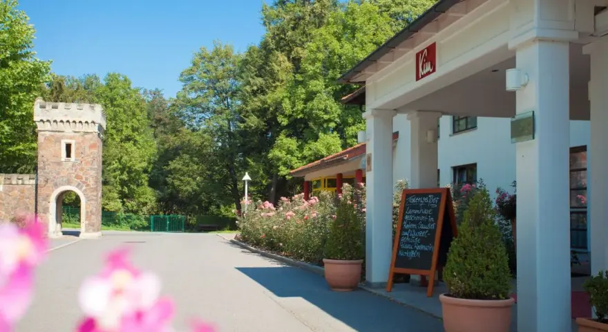 Hotel Kim im Park Dresden - Idealne miejsce na relaks i zwiedzanie