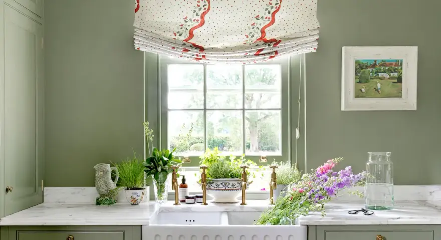 Visillos de cocina: Guía experta para luz, estilo y fácil limpieza