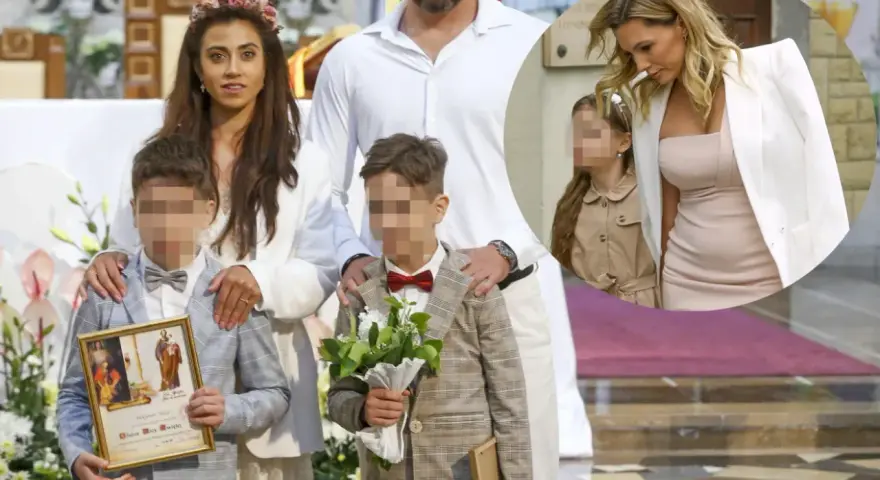 Aleksander Hyży z rodziną podczas uroczystości. Dzieci w eleganckich strojach, mama w wianku, a w tle wstawka z kobietą i dziewczynką.