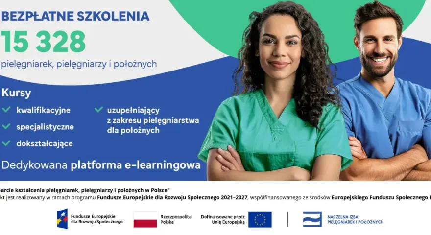 Dwie uśmiechnięte osoby w strojach medycznych, promujące bezpłatny kurs zawodowy dla pielęgniarek i położnych.
