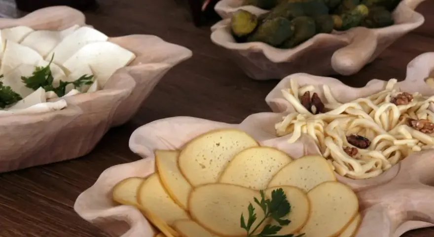 Bukowina gdzie dobrze zjeść: najlepsze restauracje z lokalną kuchnią