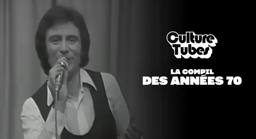 Un chanteur d'un groupe hollandais des années 70, micro en main, sur fond de rideaux. Texte "Culture Tubes" et "La compil des années 70".