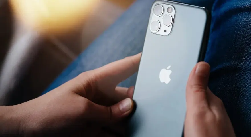 Jaki aparat ma iPhone 15? Odkryj jego niesamowite możliwości fotograficzne