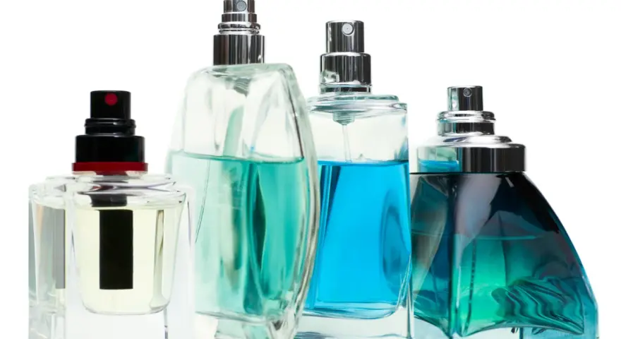 Tester perfum a oryginał: czy warto kupić? Ekspert radzi!