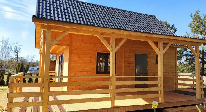 Ile potrzeba drewna na dom szkieletowy 35m2? Nie przepłacaj za materiały!