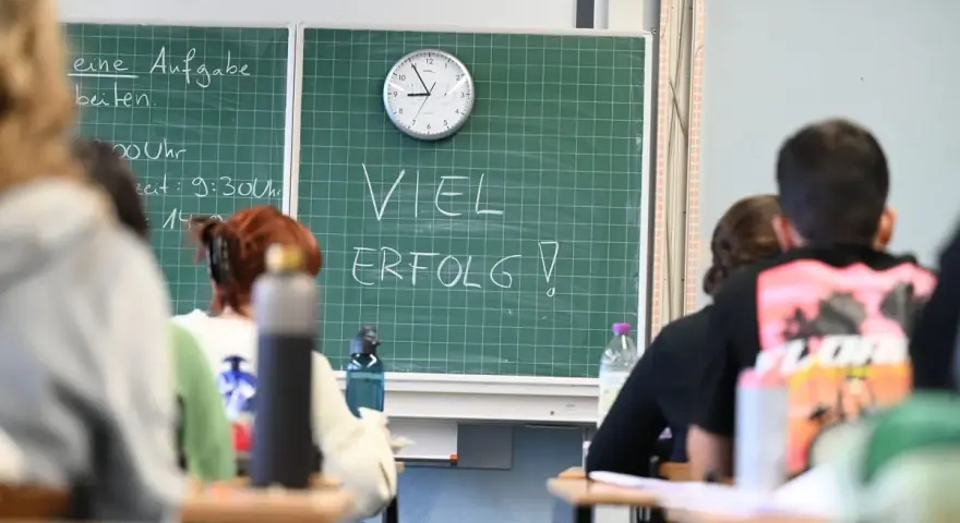Fachabitur und Abitur: Die entscheidenden Unterschiede für deine Zukunft