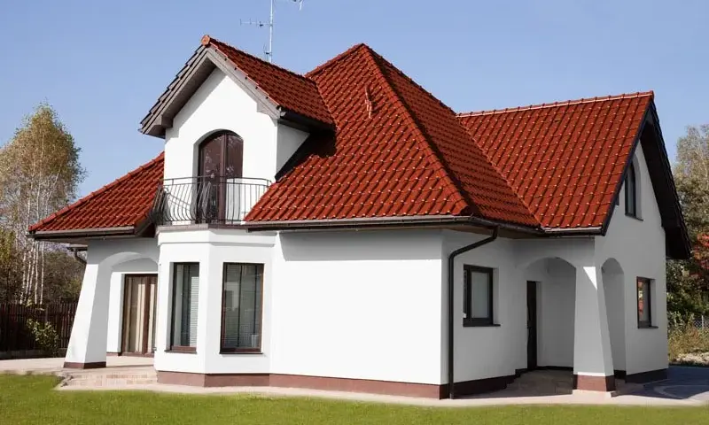 Ceglasty dach jaki kolor elewacji - uniknij błędów w wyborze!