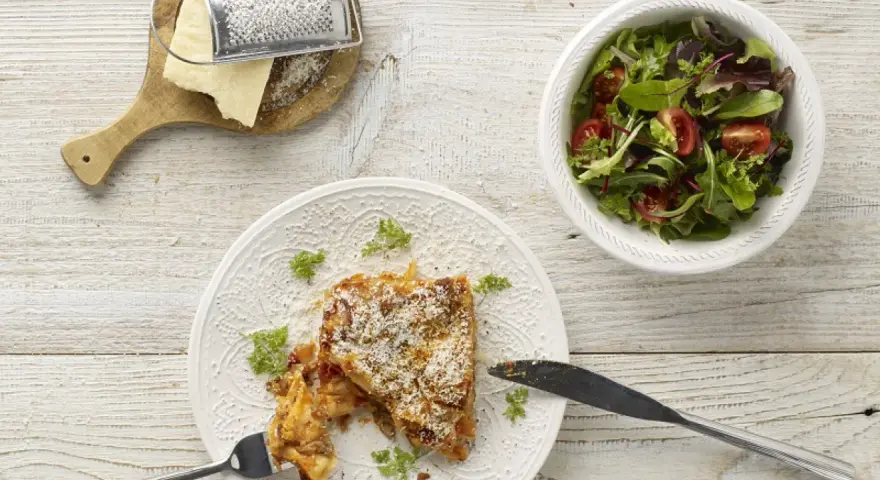 Jaka sałatka do lasagne? Sekrety lekkości i idealnego balansu