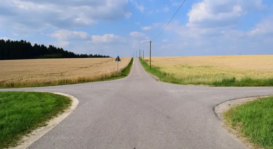 Jak sprawdzić położenie działki względem stron świata, by uniknąć błędów