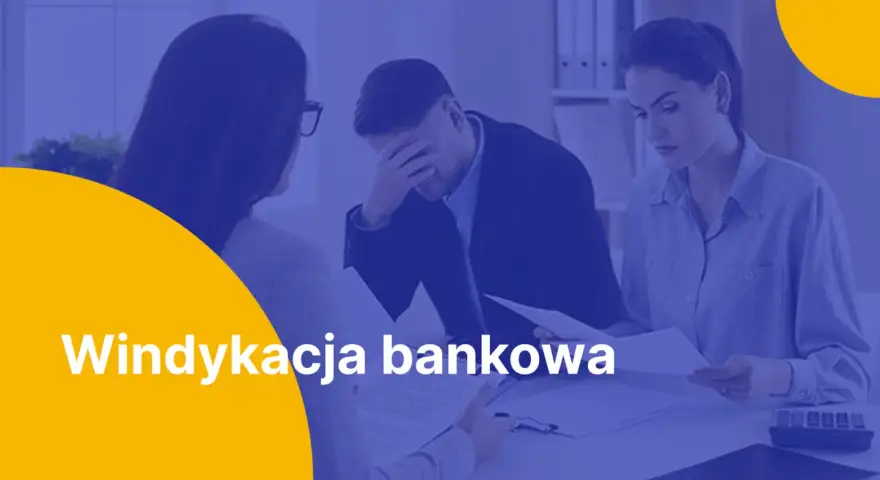 Para rozmawia z pracownikiem banku o trudnej sytuacji finansowej. Widoczny jest stres i zmartwienie. Temat: windykacja w domu.