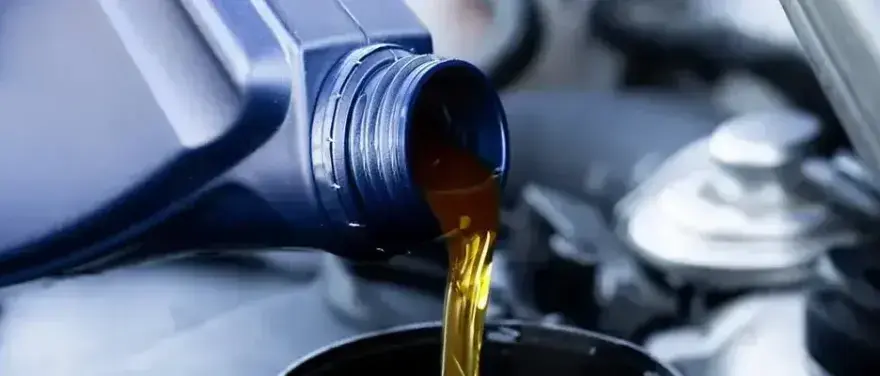 MOTUL 0W-20: Najlepszy wybór oleju silnikowego dla Twojego auta