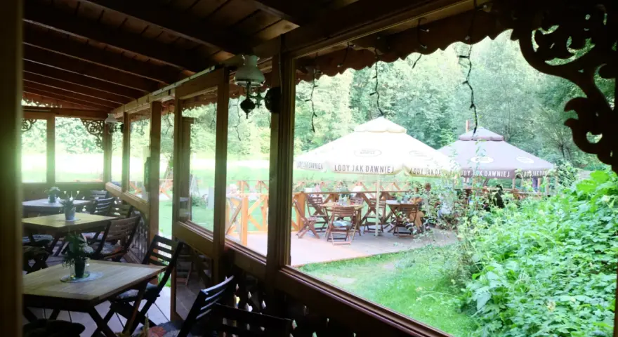Ojców gdzie zjeść - najlepsze restauracje w Ojcowskim Parku Narodowym