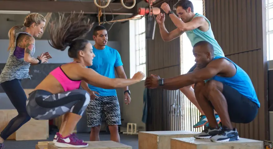 WOD CrossFit: Tajemnice treningu dnia. Jak zacząć i skalować?