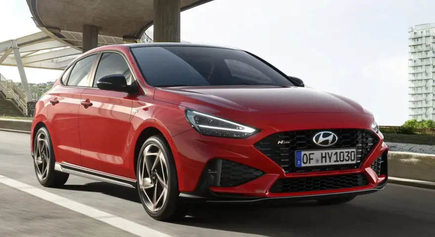 Pojemność baku Hyundai i30: Ile litrów w Twoim modelu?