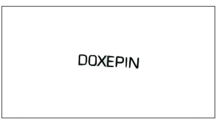 Napis "DOXEPIN" na białym tle.