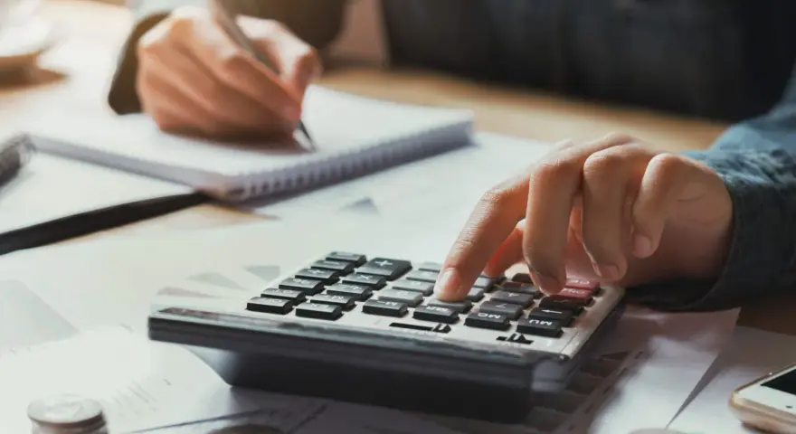 Koszt ogrzewania domu porównanie: który system jest najtańszy?