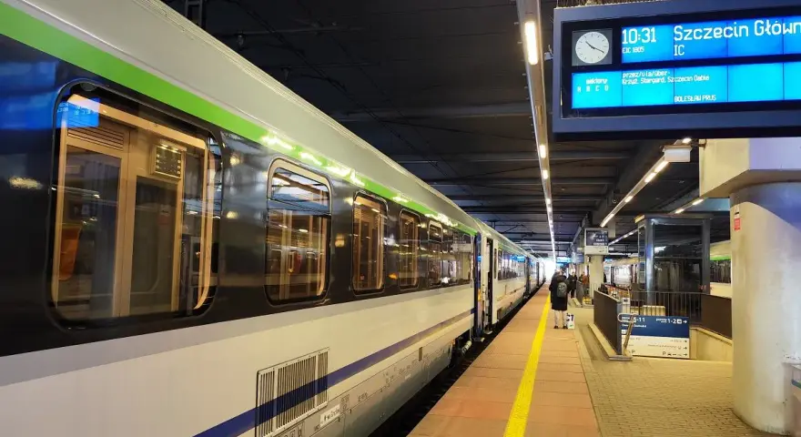 Jak dojechać do Szczecina? Poradnik: Samochód, pociąg, autobus