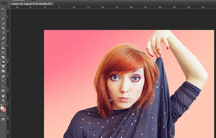 Jak zmienić kolor zdjęcia w Photoshopie - proste metody i triki