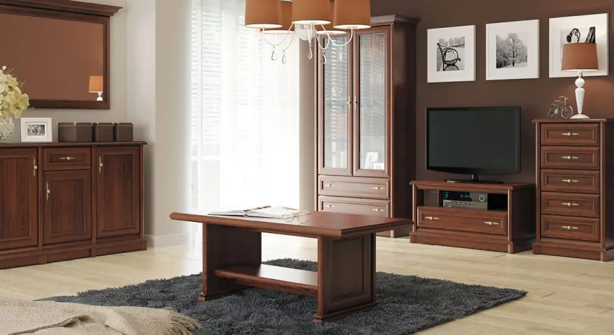Elegancka komoda Kent w salonie z telewizorem, witryną i stolikiem kawowym.