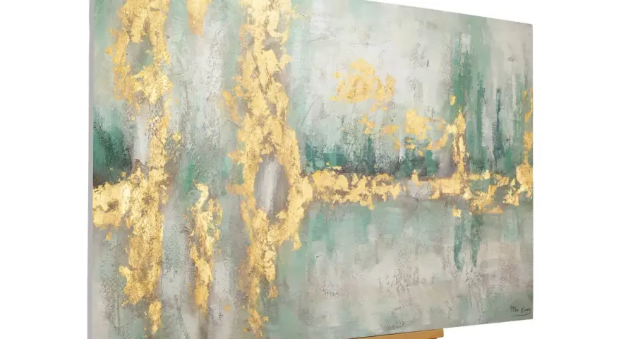 Une peinture abstraite sur toile avec des touches de vert émeraude et des éclats dorés. Une belle idée peinture sur toile pour un intérieur moderne.