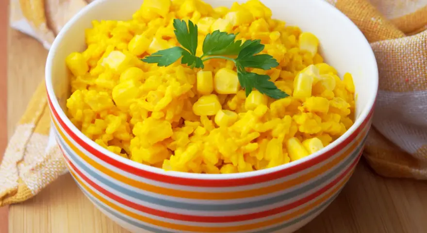 Aromatyczny ryż curry: Przepis, triki i sekrety idealnego smaku