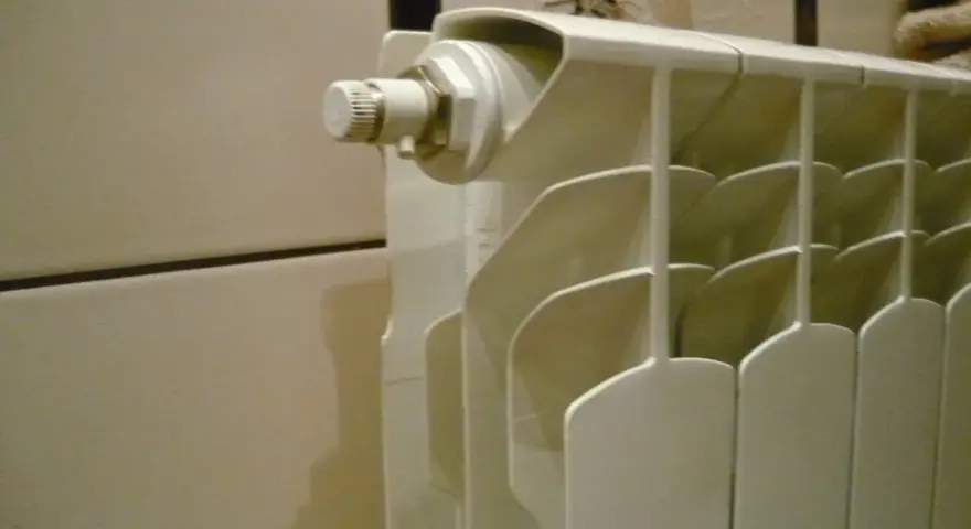 Szum w grzejniku co zrobić – skuteczne metody na cichy dom