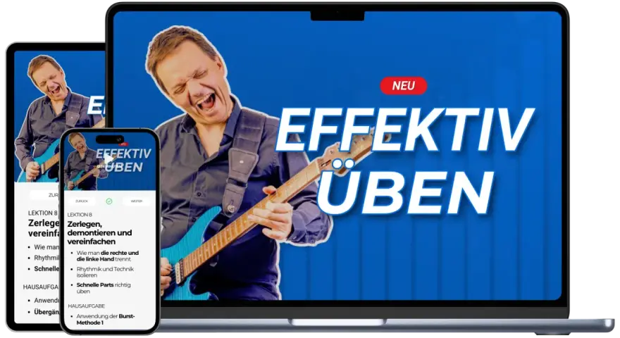 Mann spielt Gitarre, auf Bildschirmen steht "Effektiv Üben".