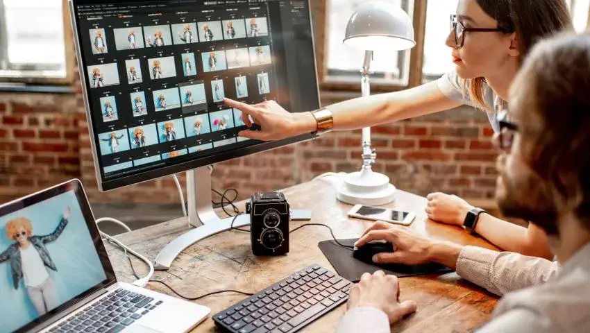 Jaki monitor do pracy biurowej - wybierz idealny model dla siebie