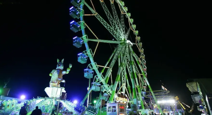 Fotos de parking feria de atracciones de navidad Valencia: Acceso fácil y cómodo