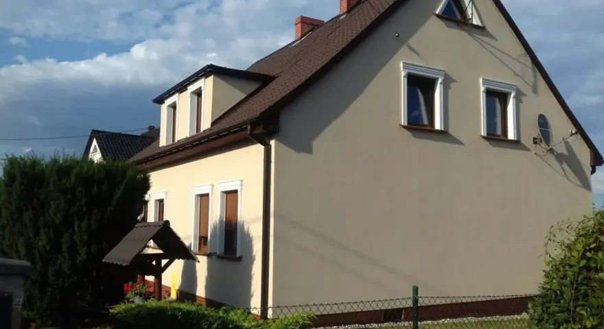 Jak odnowić starą elewację, by wyglądała jak nowa i nowocześnie?