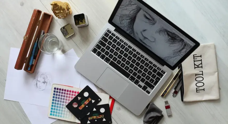 Photoshop 2026: Jaki laptop? Uniknij błędów, wybierz mądrze!
