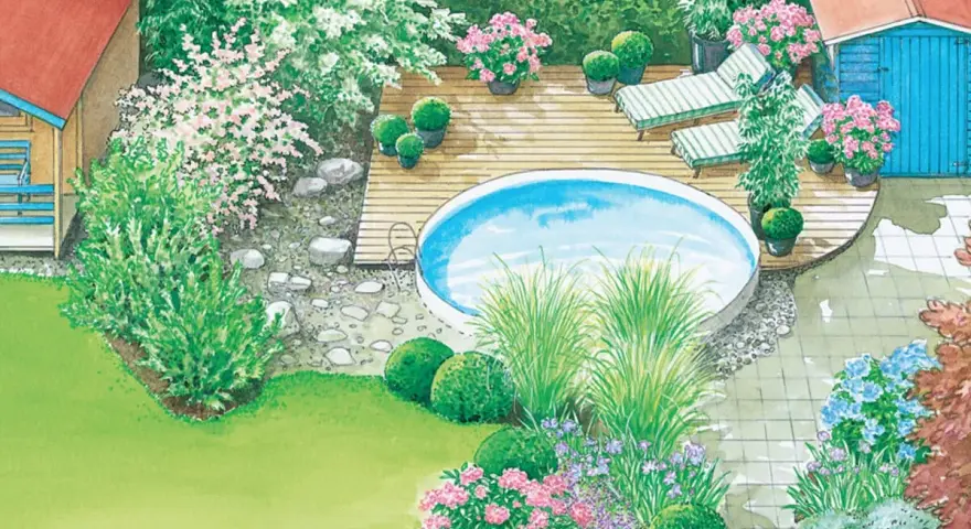Traumhafte pool garten gestaltungsideen: Ein runder Pool auf Holzdeck, Liegestühle, blühende Sträucher und ein gepflegter Rasen laden zum Entspannen ein.