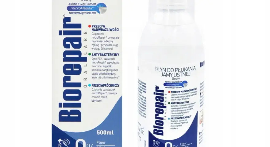 Płyn do płukania jamy ustnej Biorepair z cząsteczkami microRepair, bez alkoholu i chlorheksydyny, naprawia szkliwo i chroni przed próchnicą.