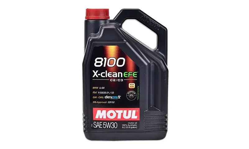 Motul X-Clean: Jak wybrać idealny olej syntetyczny? Poradnik