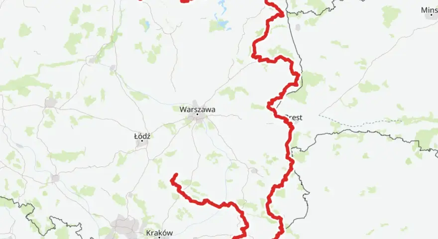Trasa rowerowa EuroVelo 13 biegnie przez Polskę, od wybrzeża Bałtyku, przez Warszawę i Kraków, aż po południowo-wschodnią granicę.